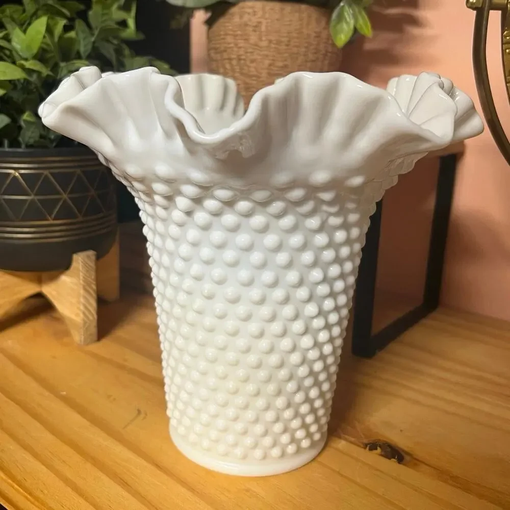 Vintage Fenton Hobnail 8” Doible Crimped Vase